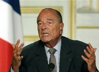 Jacques Chirac lors de la conférence de presse du 25 Août avec la chancelière allemande/Crédit-Photos AP
