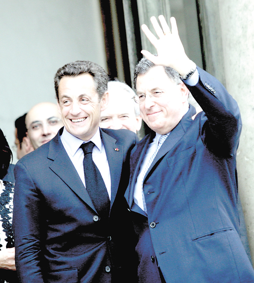 Le 1er ministre libanais Siniora  avec le nouveau président français Sarkozy le 26 Juin 2007