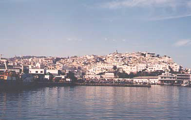 Tanger, Vision de Ville à partir du Port...