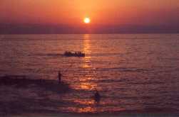 coucher de soleil à Tyr par N. Farah